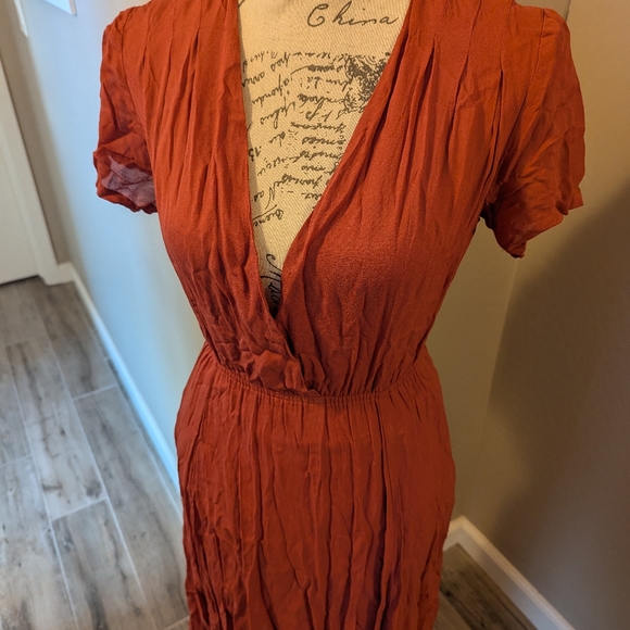 Reformation Midi Elegant Rust Dress Ladies Size Medium Eco-friendly Sustainable - Picture 3 of 4